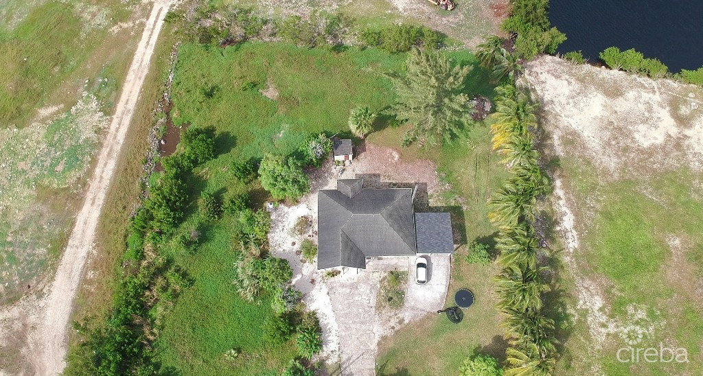 Mastic Villas Development