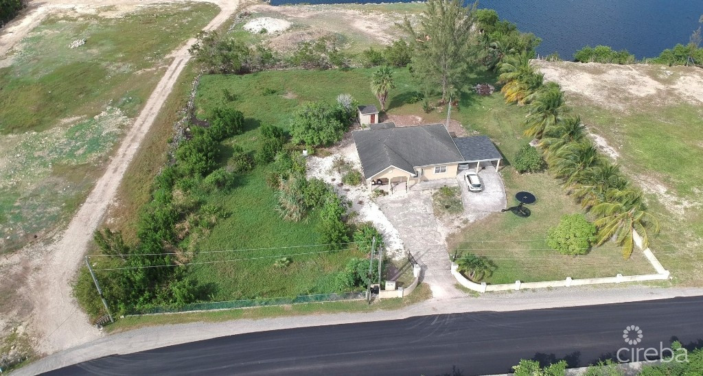 Mastic Villas Development