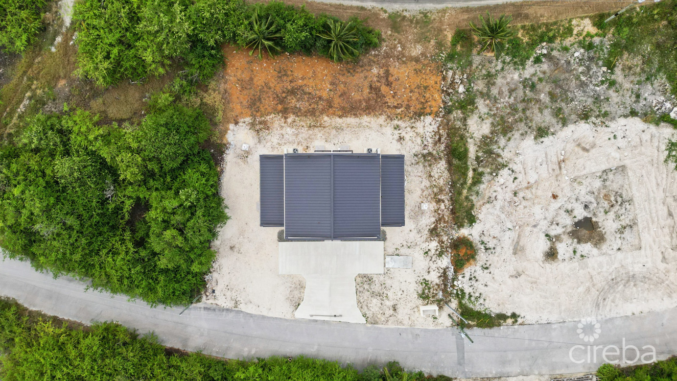 #2 Brand New 3 Bed 3.5 Bath Duplex -  Lookout Gardens