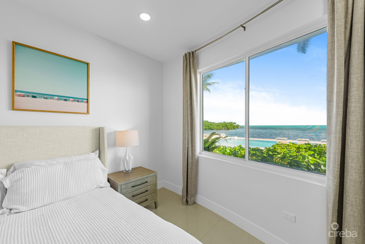 Turtle Cove Oceanfront 3 Bed With Outstanding View