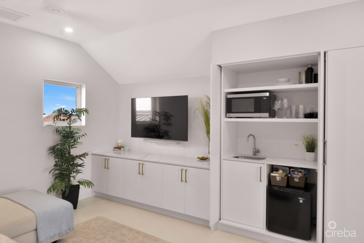 Ocean Lane  Newly Built Executive Home