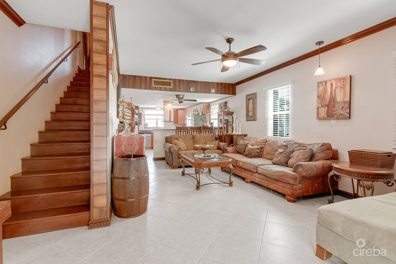 Ocean Club - Renovated 2 Bed/2.5bath Corner Unit