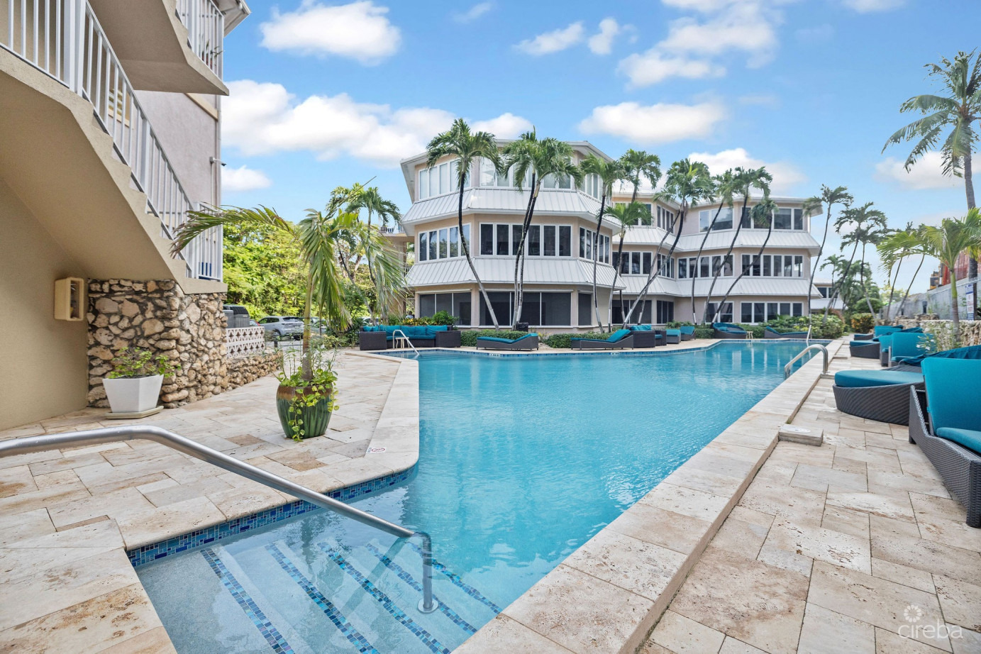 Poinsettia Ocean Front A3