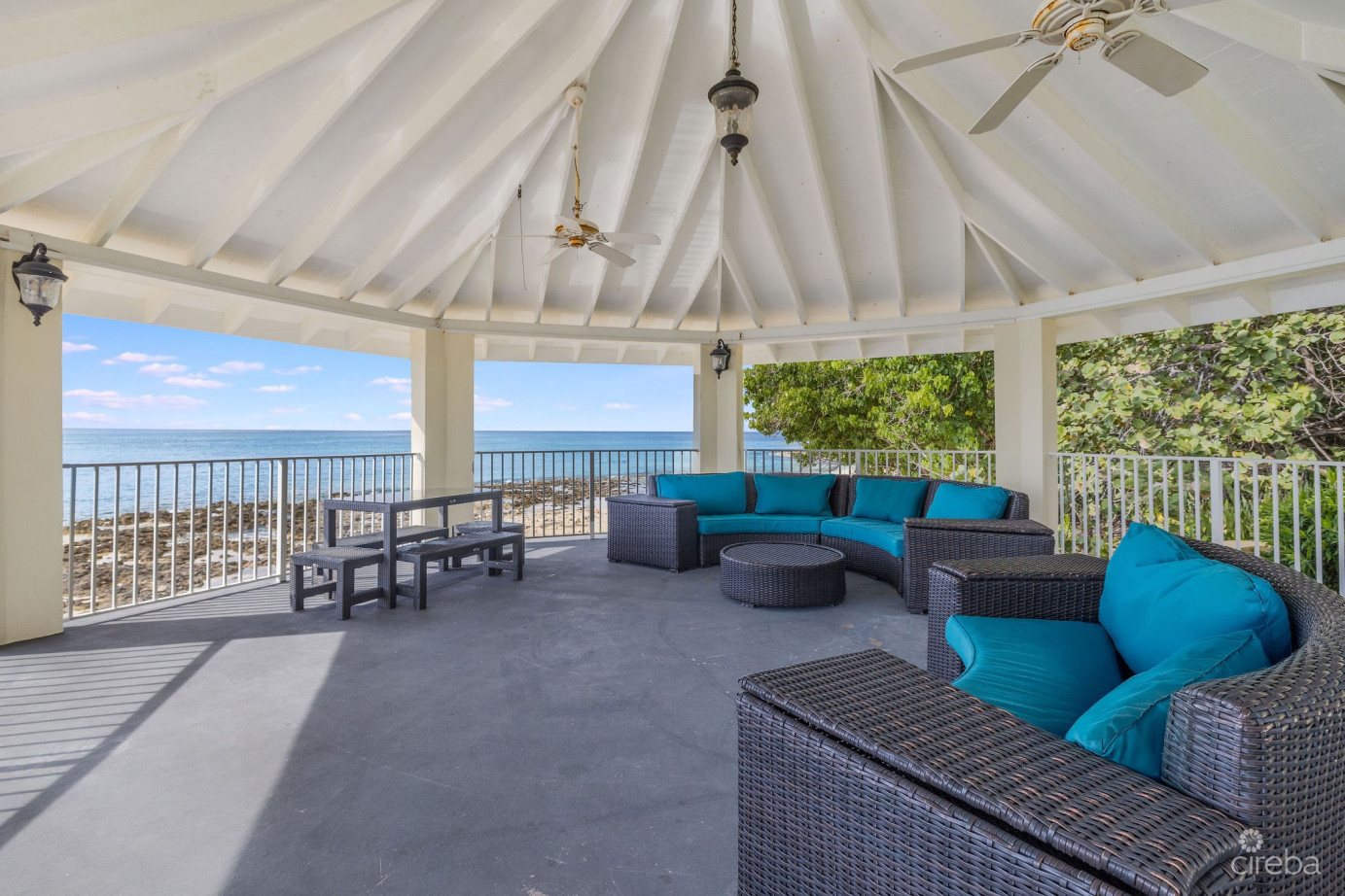 Poinsettia Ocean Front A3