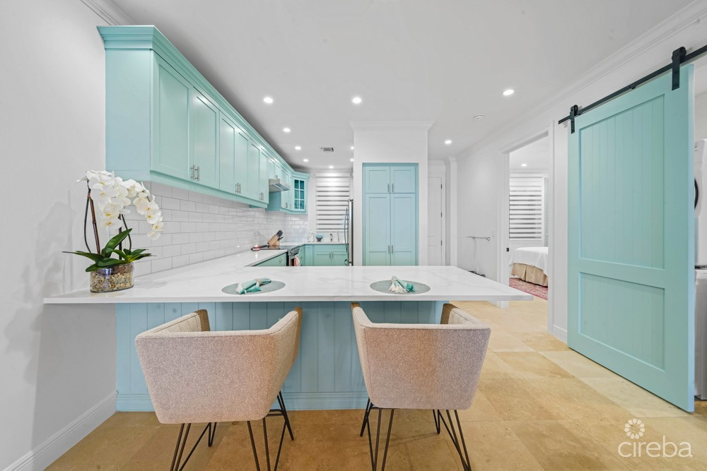 Kisha 104  2 Bdrm Waterfront Walkout - Coastal Elegance & Luxury