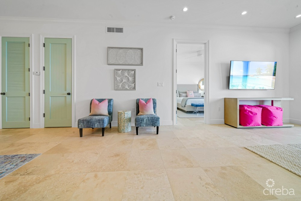 Kisha 104  2 Bdrm Waterfront Walkout - Coastal Elegance & Luxury