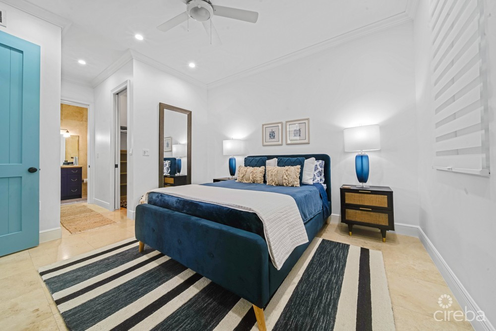 Kisha 105  2bdrm Waterfront Walkout  -coastal Chic Corner Unit