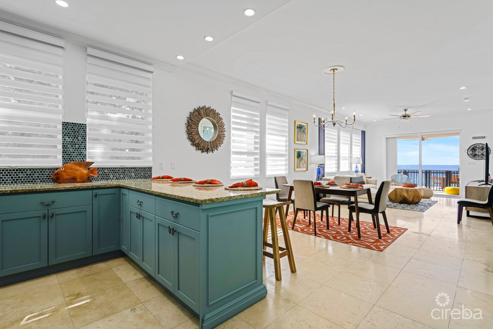 Kisha 105  2bdrm Waterfront Walkout  -coastal Chic Corner Unit