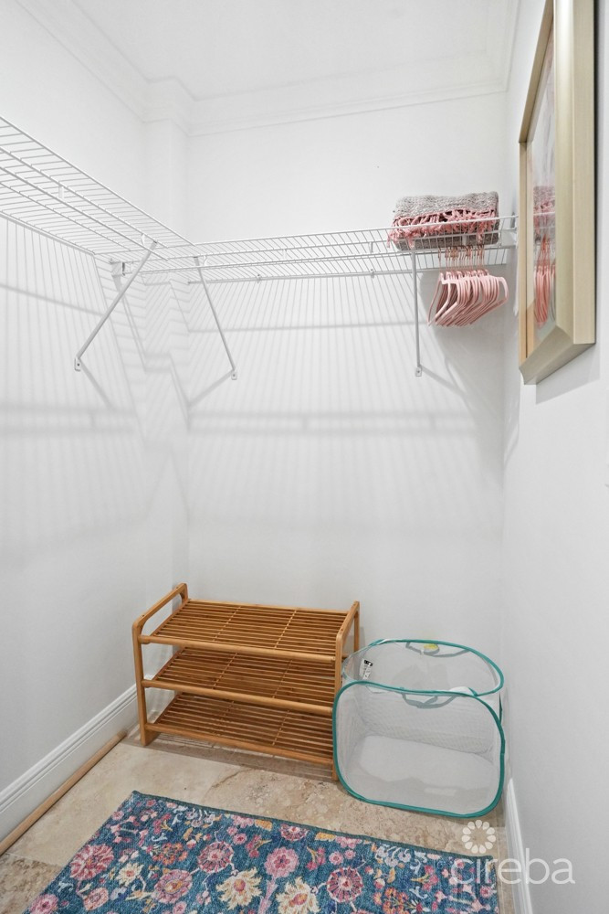 Kisha 105  2bdrm Waterfront Walkout  -coastal Chic Corner Unit