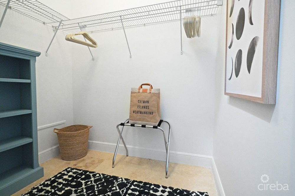 Kisha 105  2bdrm Waterfront Walkout  -coastal Chic Corner Unit