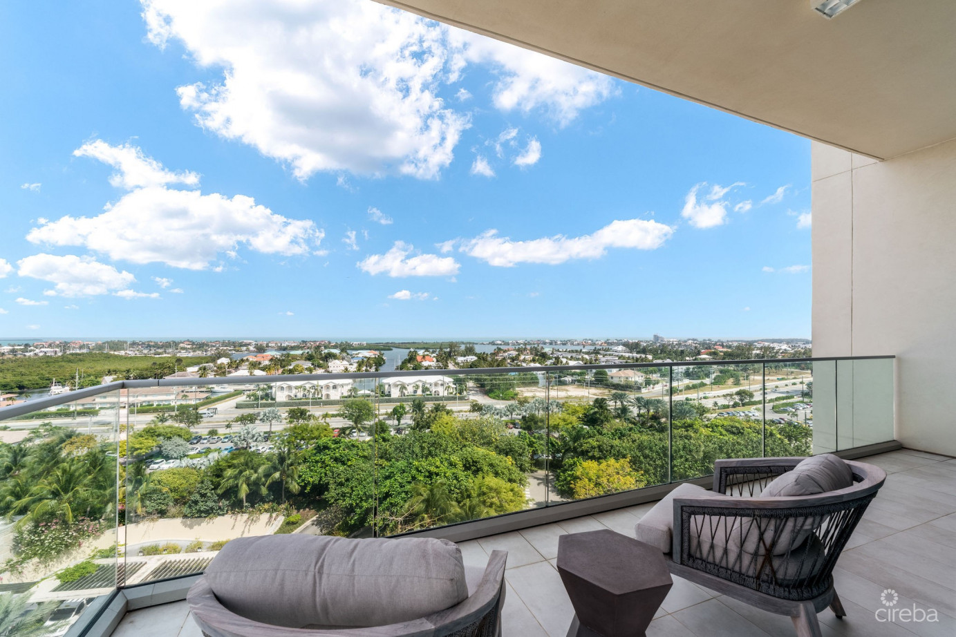 Seafire Penthouse N802