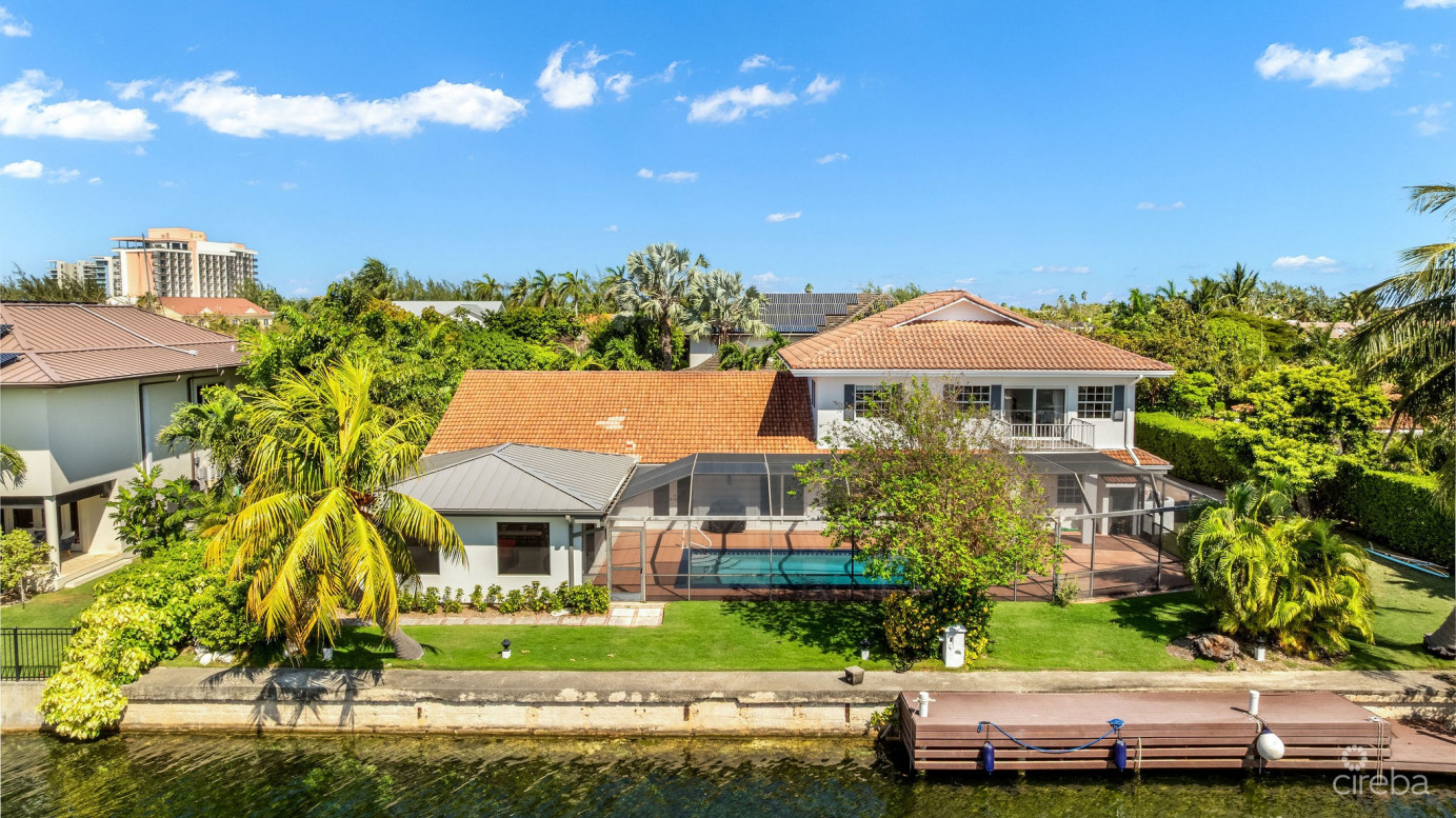 Nelson  Quay 56, Waterfront Home