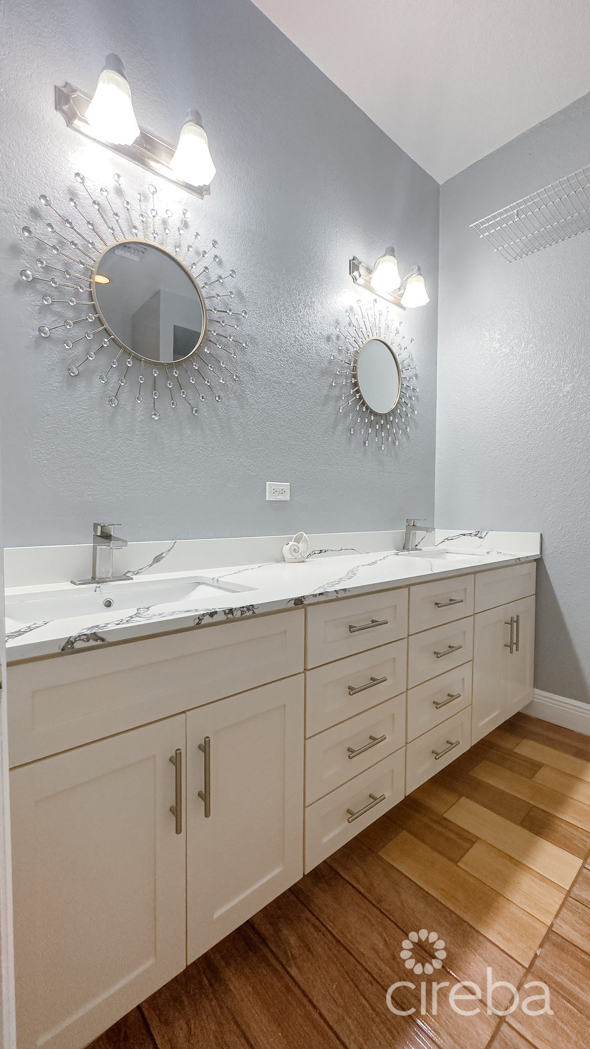 Mizpah Townhome West Bay