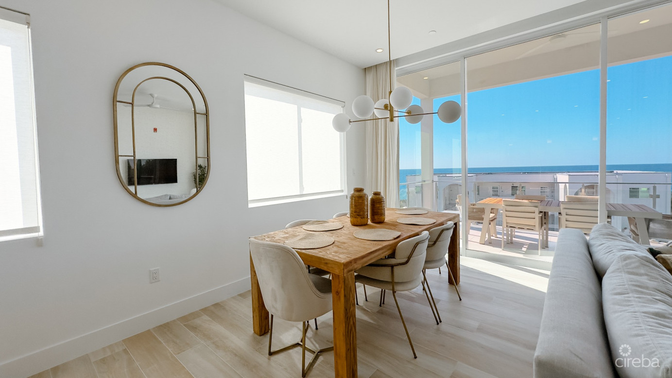 Sunset Point End Unit West Bay