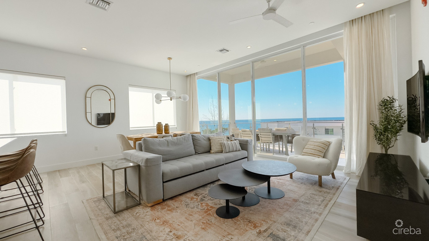 Sunset Point End Unit West Bay