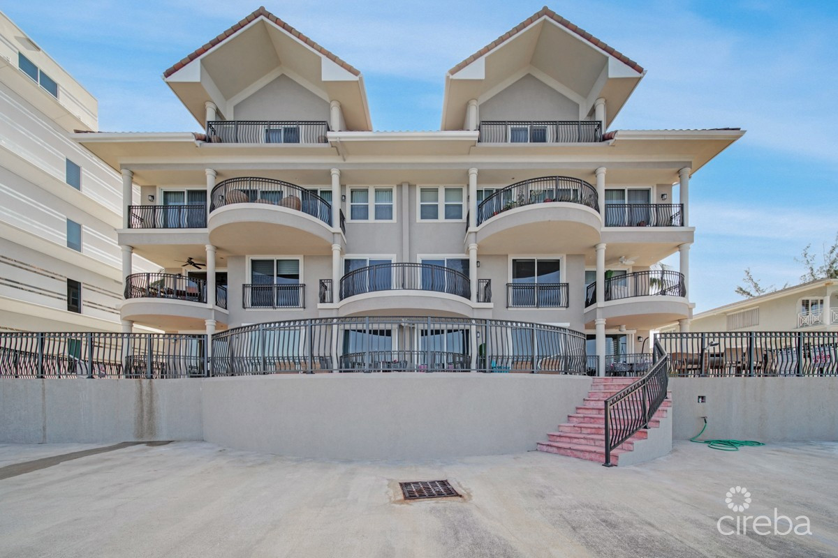 Kisha 105  2bdrm Waterfront Walkout  -coastal Chic Corner Unit