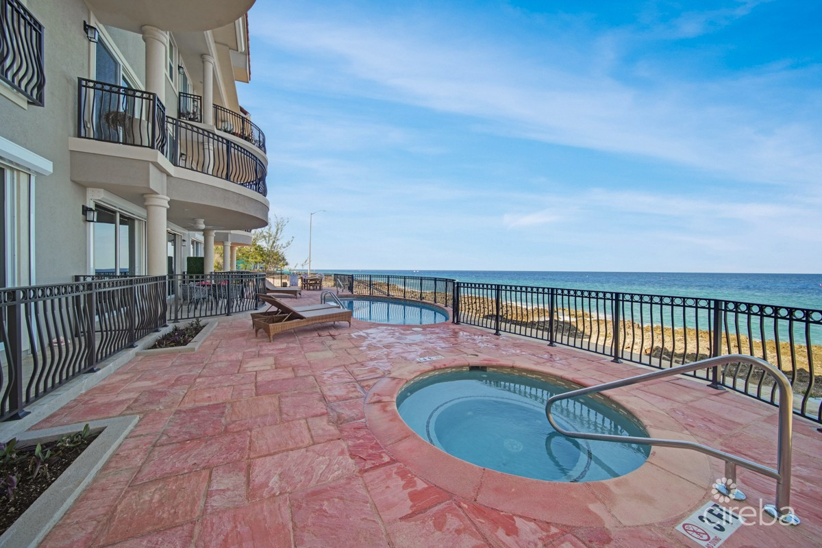 Kisha 105  2bdrm Waterfront Walkout  -coastal Chic Corner Unit