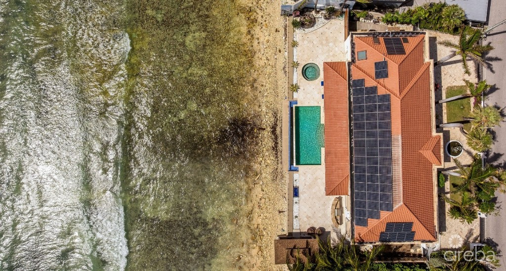 Villa D'este - Prospect Point Waterfront Home