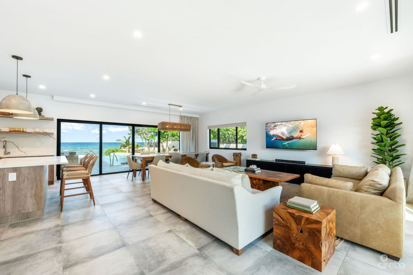Halcyon Point - Experience  Luxury Firsthand
