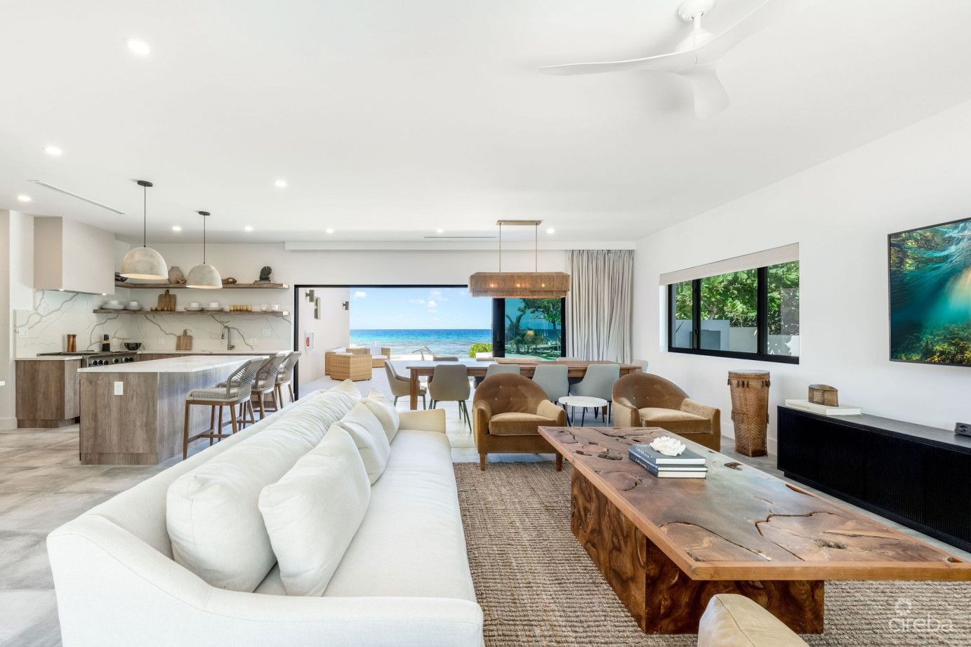 Halcyon Point - Experience  Luxury Firsthand