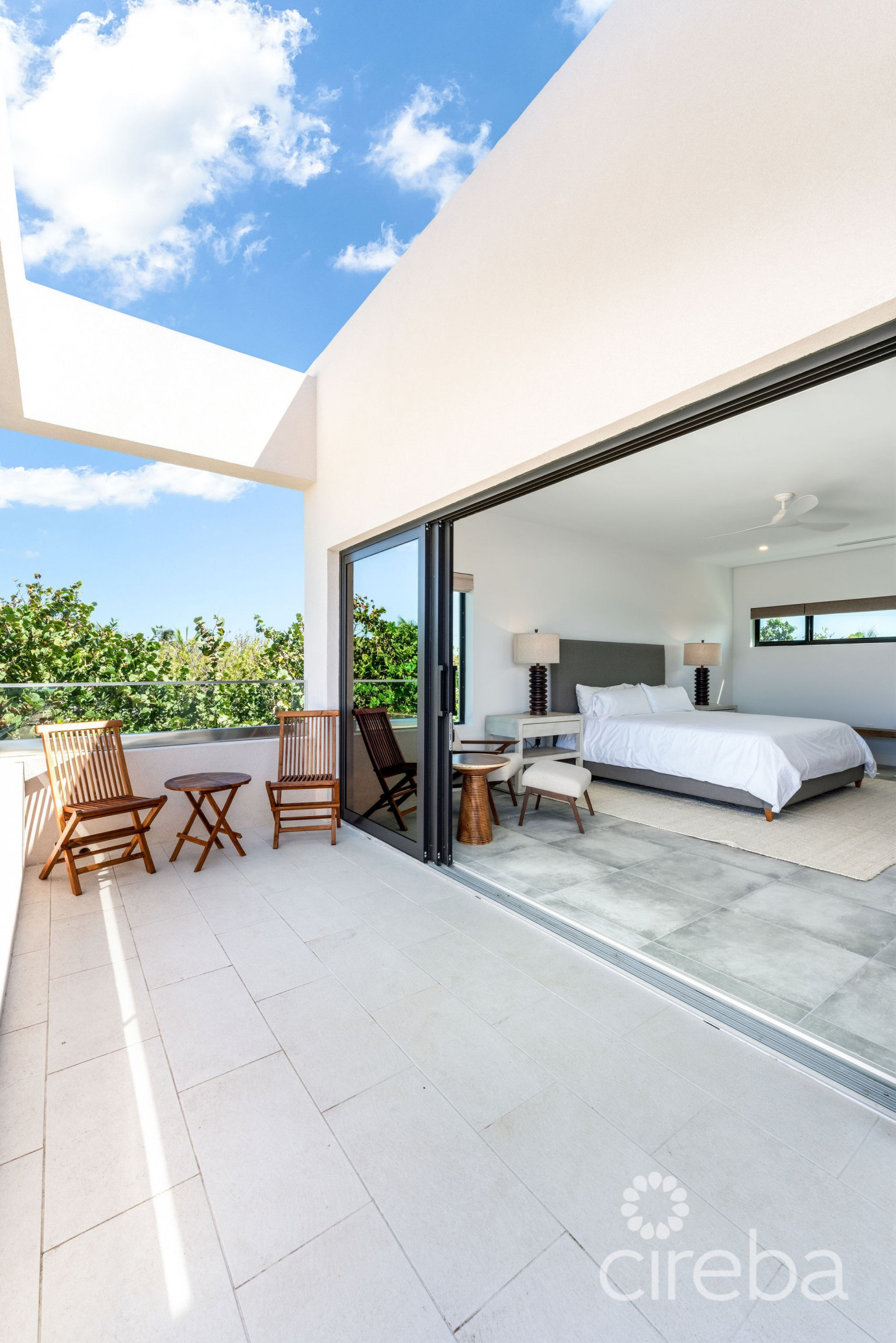 Halcyon Point - Experience  Luxury Firsthand