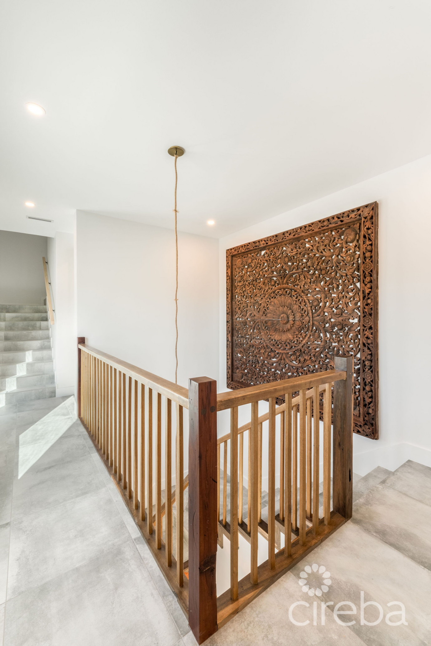 Halcyon Point - Experience  Luxury Firsthand