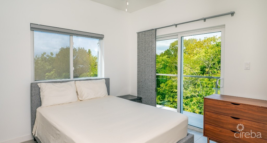 La Paidion - 3 Bed Corner Unit In Gated Community