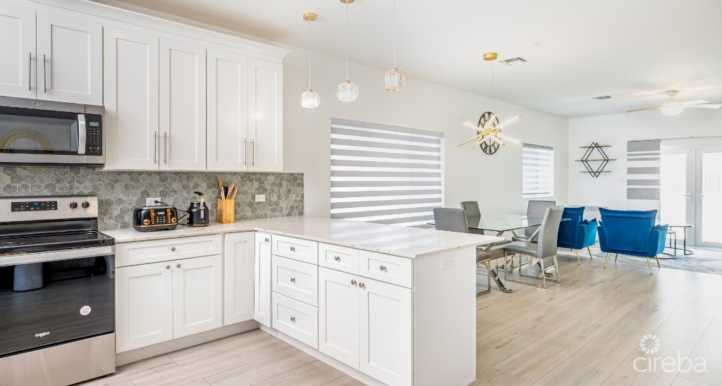 La Paidion - 3 Bed Corner Unit In Gated Community