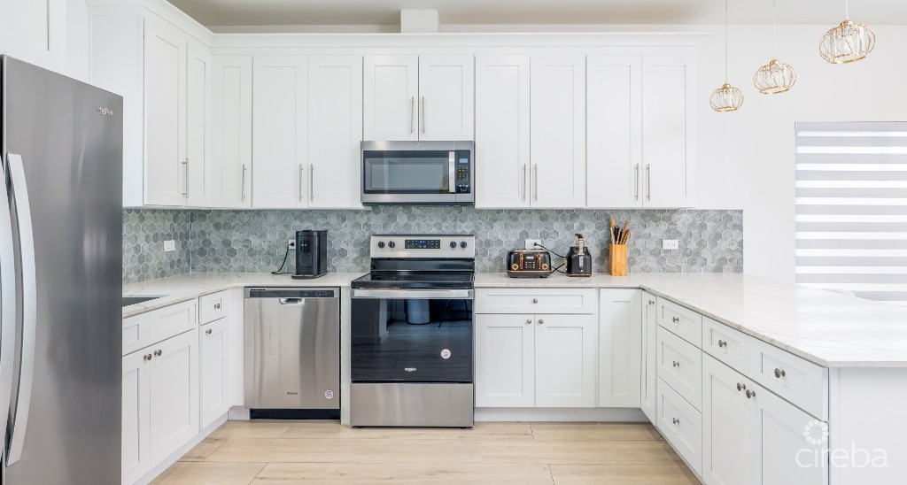 La Paidion - 3 Bed Corner Unit In Gated Community