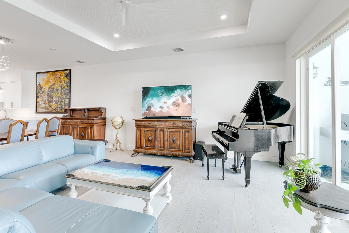 Periwinkle Canal-front 4 Bed With Dock