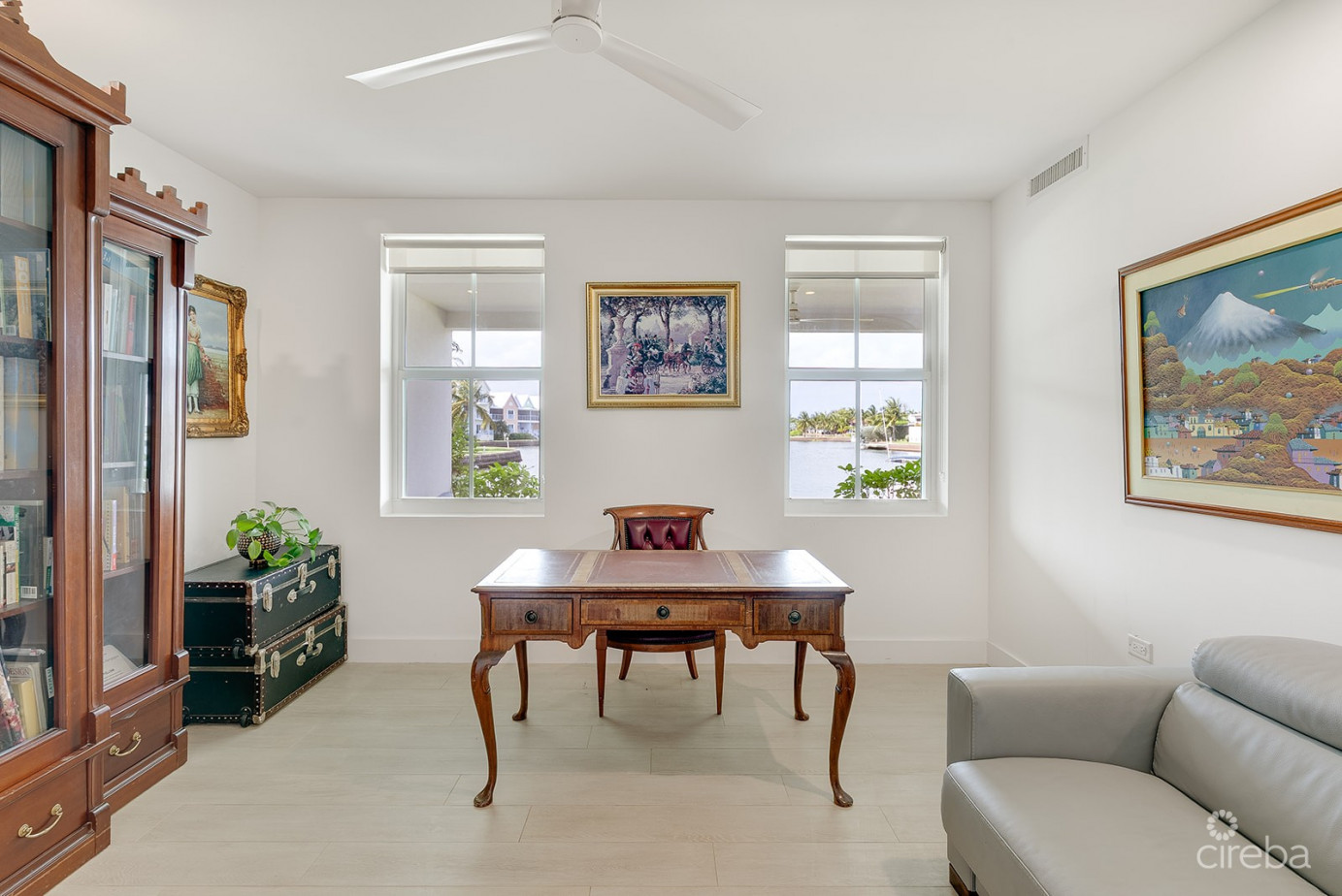 Periwinkle Canal-front 4 Bed With Dock