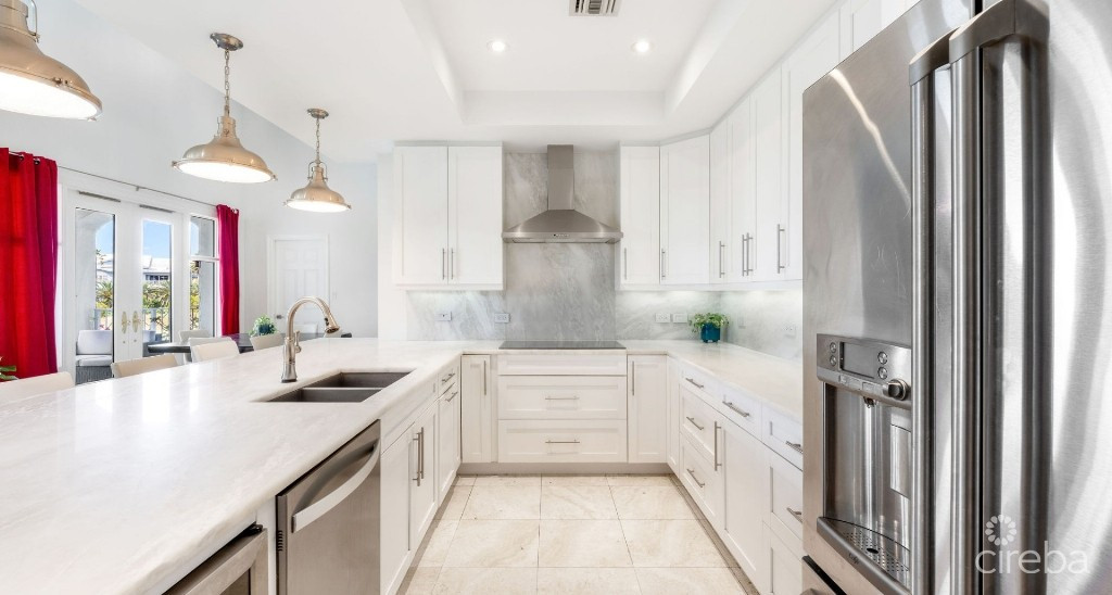 Britannia Kings Court 4 Bed 4 Bath