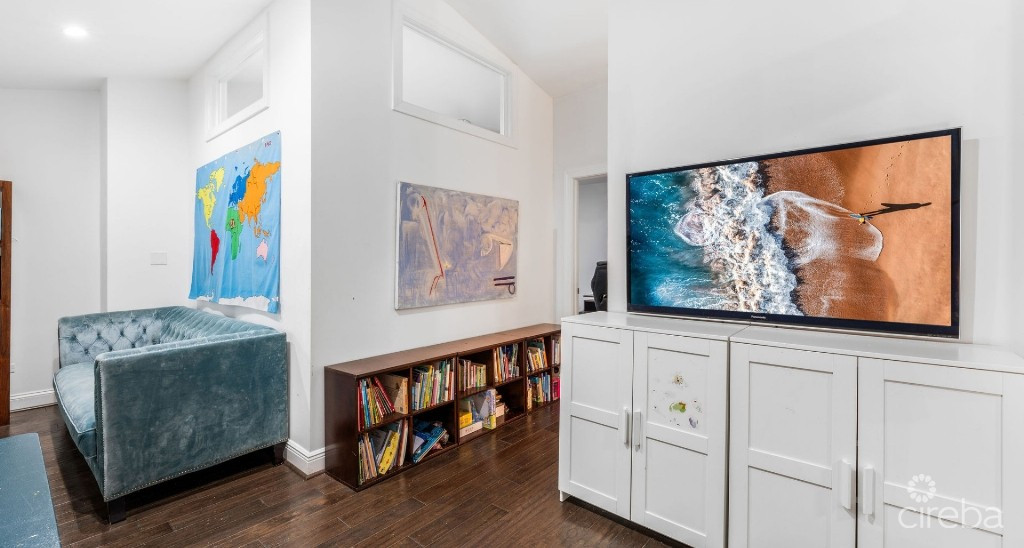 Britannia Kings Court 4 Bed 4 Bath