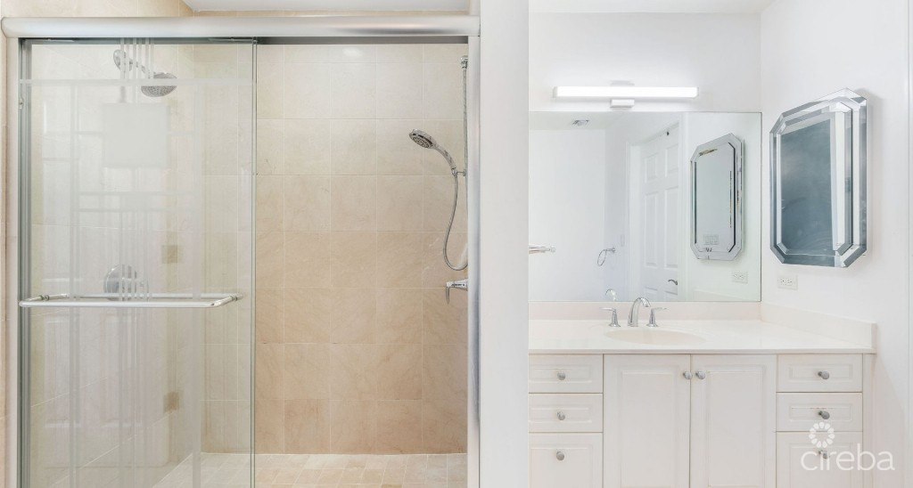 Britannia Kings Court 4 Bed 4 Bath