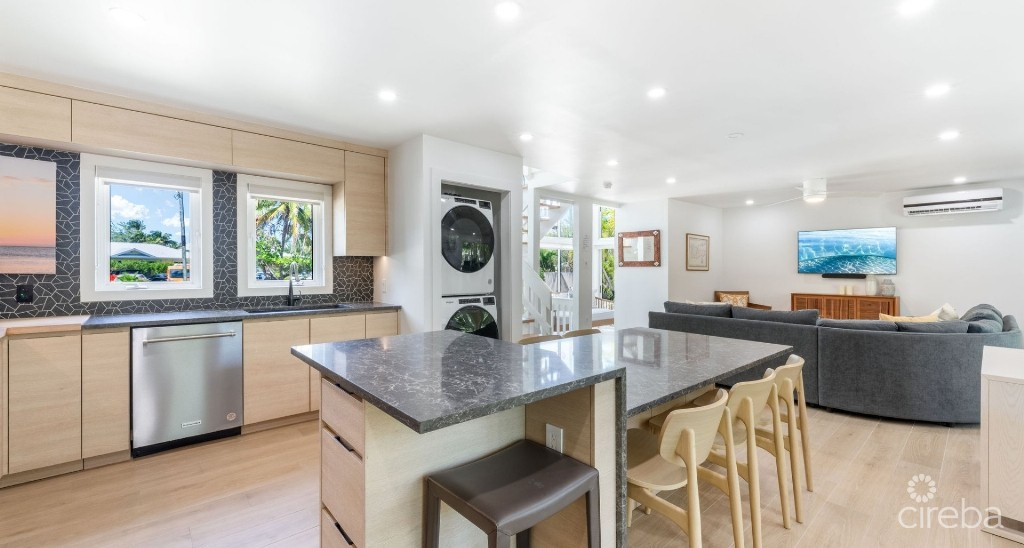 Fully Renovated Island House #9 Rum Point