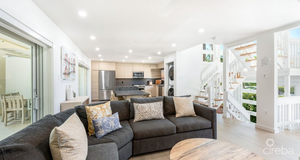 Fully Renovated Island House #9 Rum Point