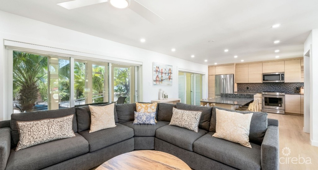 Fully Renovated Island House #9 Rum Point