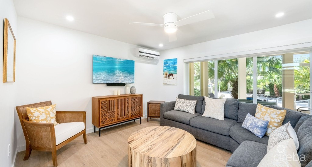 Fully Renovated Island House #9 Rum Point