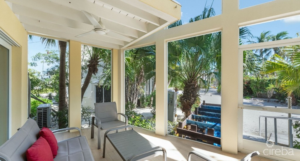 Fully Renovated Island House #9 Rum Point