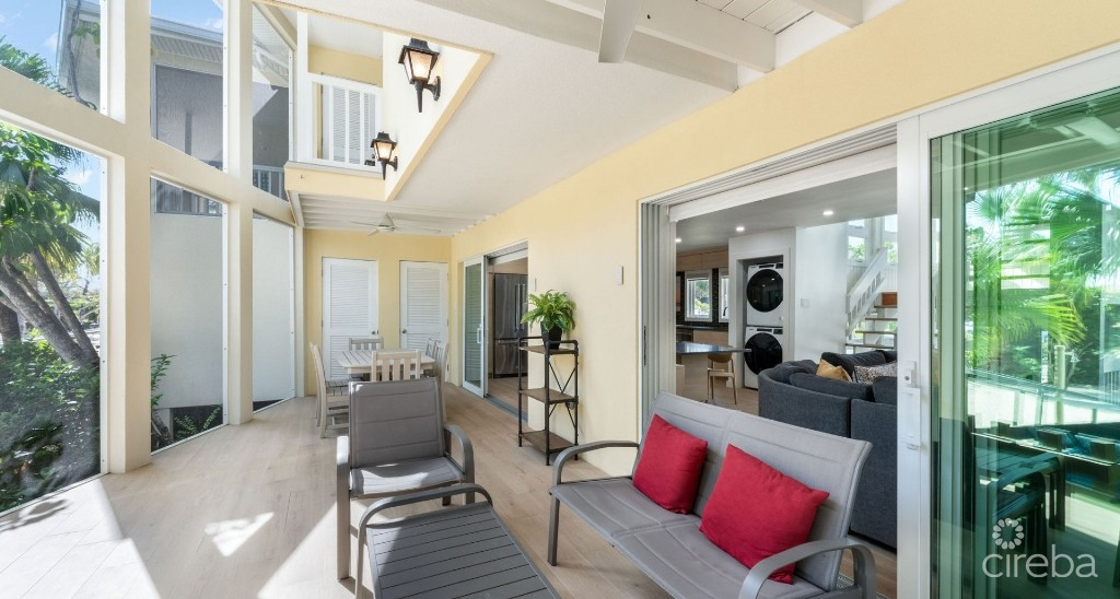 Fully Renovated Island House #9 Rum Point