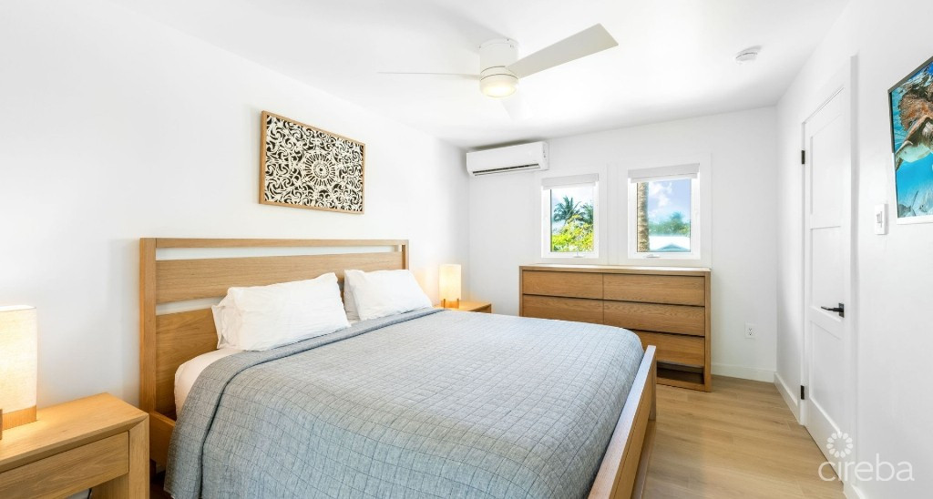 Fully Renovated Island House #9 Rum Point