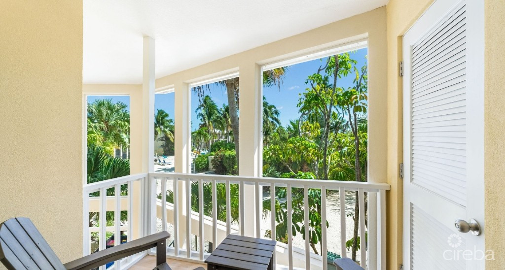 Fully Renovated Island House #9 Rum Point