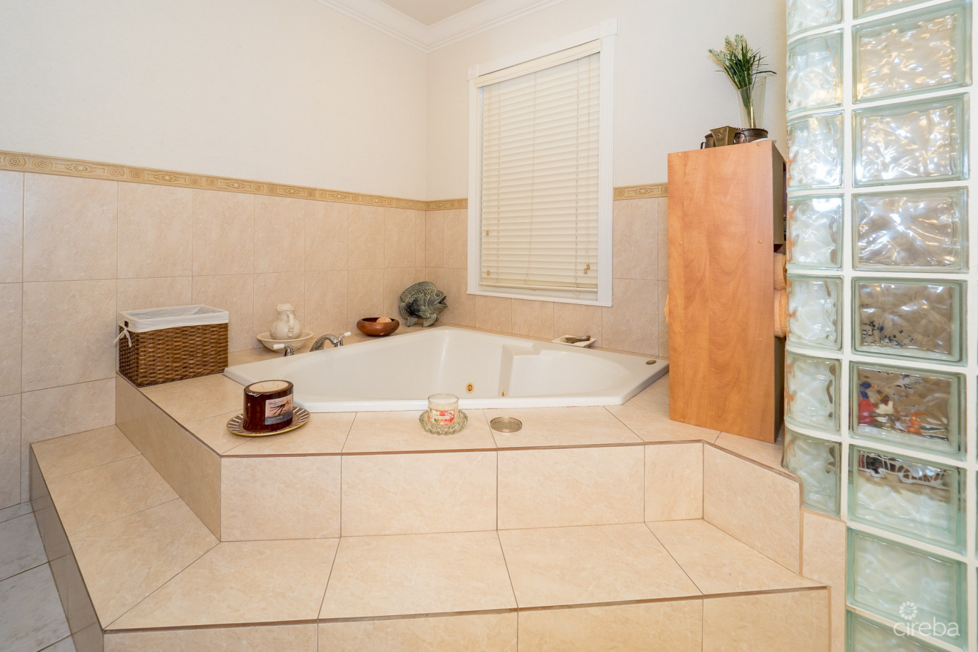 Caribbean Dream Retreat With Awe-inspiring Ocean Views