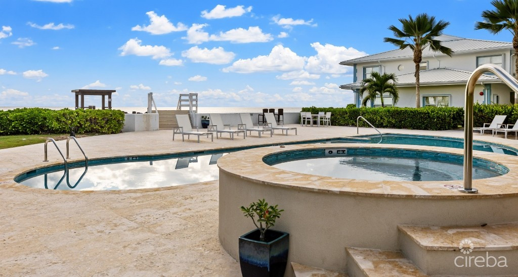 Ocean Front Windsor Village Corner 2 Bed Newly Renovated