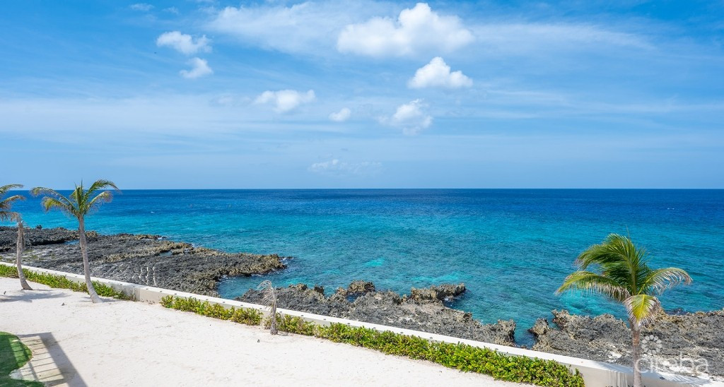 31 Sunset Point- Seafront, 2nd Floor, Unbelievable Views! 1-bed/ 1.5-bath