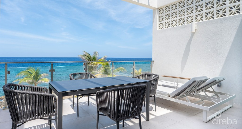 31 Sunset Point- Seafront, 2nd Floor, Unbelievable Views! 1-bed/ 1.5-bath