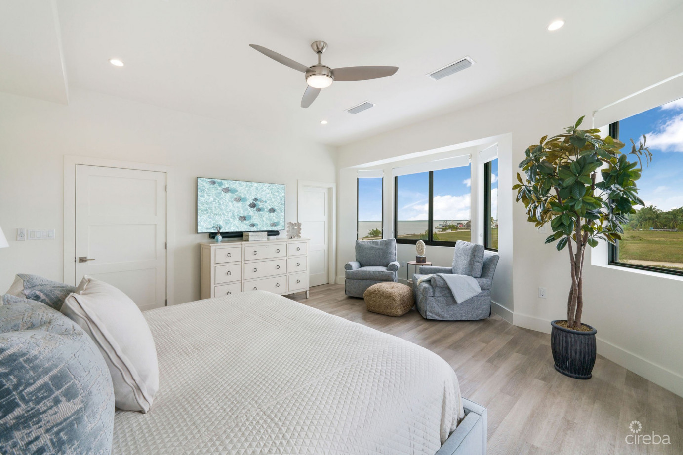 Seahaven Prospect Waterfront 4 Bed Duplex