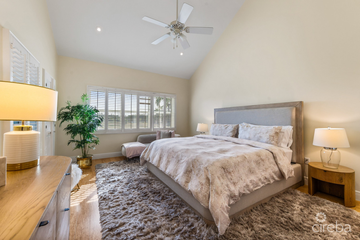 Britannia Regents Court , 4 Bed Plus Den