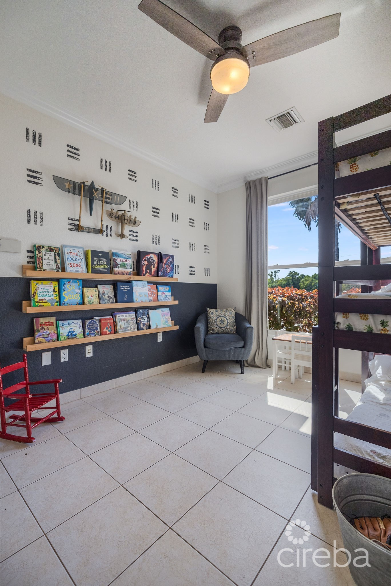 3 Bedroom Canal Front Duplex With Pool - 188 Abbey Way - Unit 2