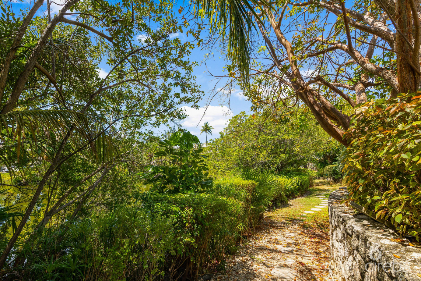 Cayman Sands Village Townhouse 14, Seven Mile Beach